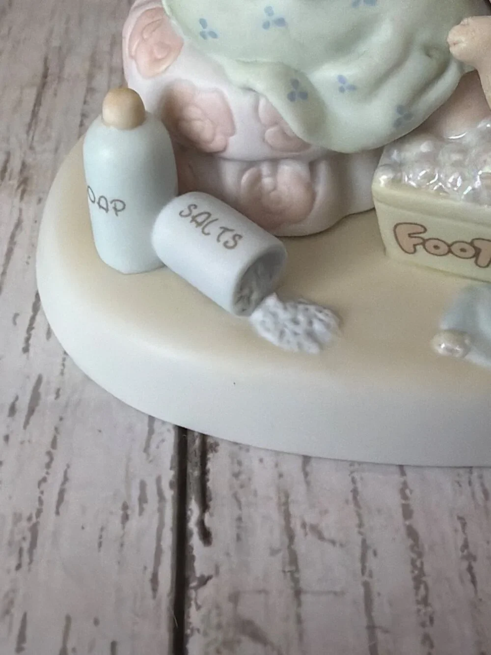 Precious Moments You Are My In-SPA-ration 2001 Members Only Figurine PM0021 - Picture 8 of 12